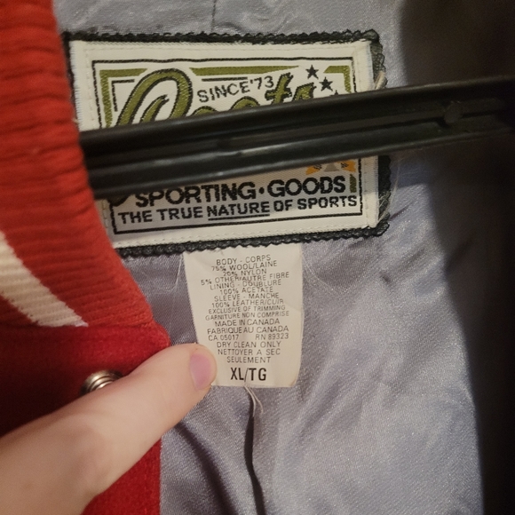 2002 Roots Team Canada Olympic Jacket - Picture 3 of 6